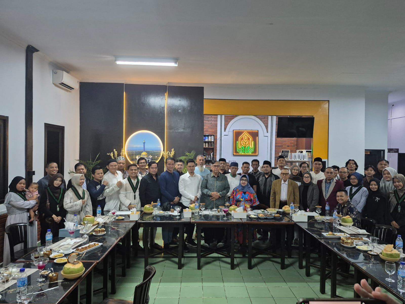 HMI dan KAHMI Indramayu Dialog Kebangsaan Dengan HMI Senior Syaykh Al-Zaytun