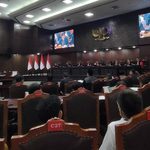 sidang-gugatan-syarat-pendidikan-gibran-1790184059899_169