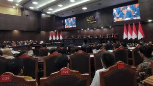 sidang-gugatan-syarat-pendidikan-gibran-1790184059899_169